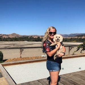 Meet your Posher, Sophia